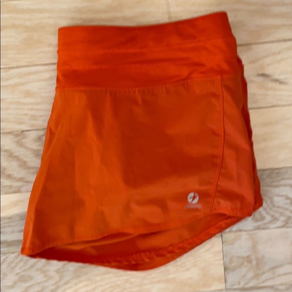 Oiselle medium Roga orange running shorts